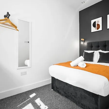 Stylish Apartment - Free Wifi & Netflix - On Street Parking - Double Bed - 49Ag Rowley Regis Exterior photo
