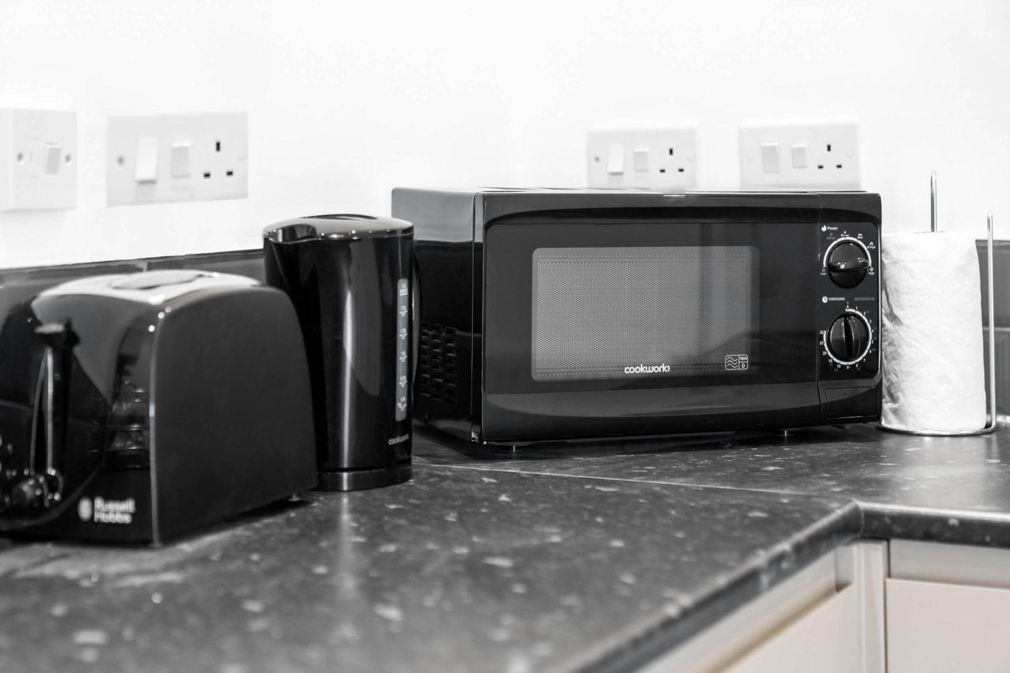 Appartement Stylish - Free Wifi & Netflix - On Street Parking - Double Bed - 49ag *